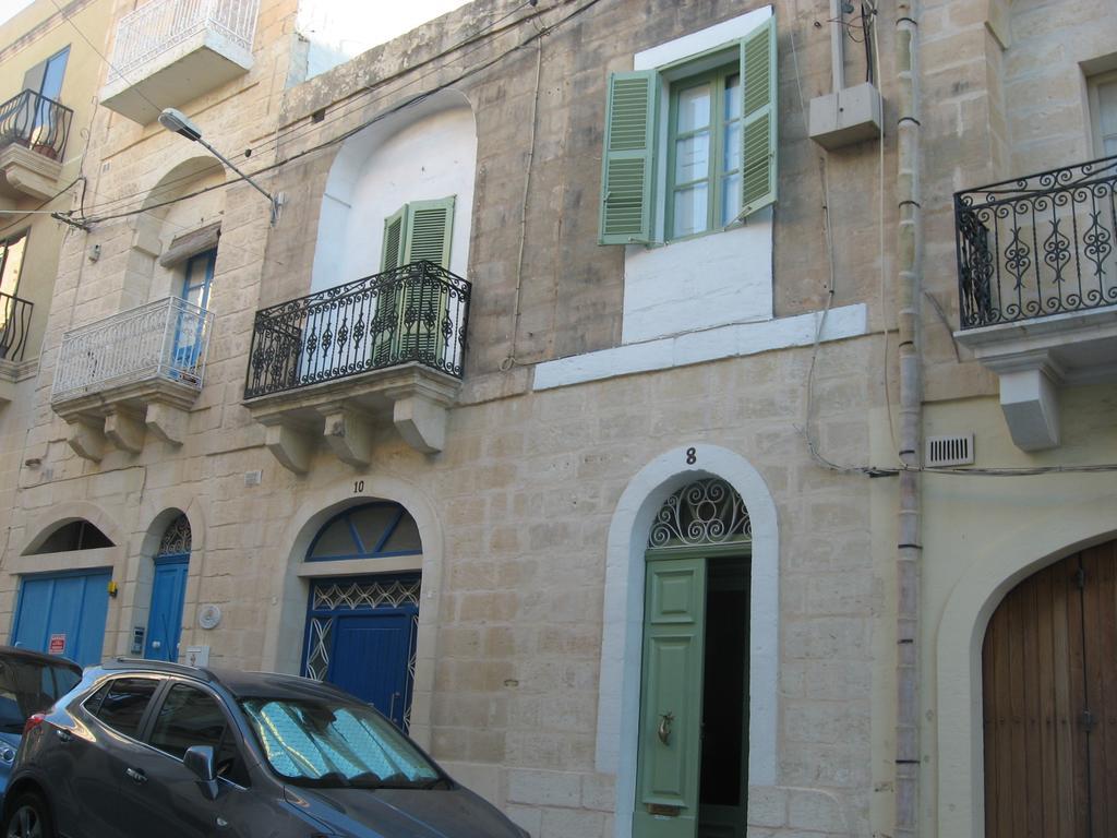 خليج سانت بول The 1930'S Maltese Residence المظهر الخارجي الصورة